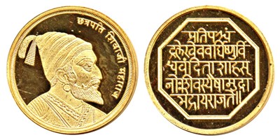 Lot 611 - Tokens and Badges