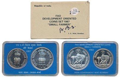 Lot 91 - Republic India, 1987 Uncirculated Set, Small Farmers, set of 2, Rupees 20 and 100. In immaculate condition