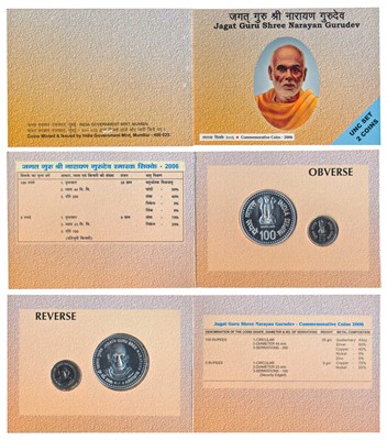Lot 115 - Republic India, 2006 Uncirculated Set, Jagat Guru Shree Narayan Gurudev, set of 2, Rupees 5 and 100. In immaculate condition