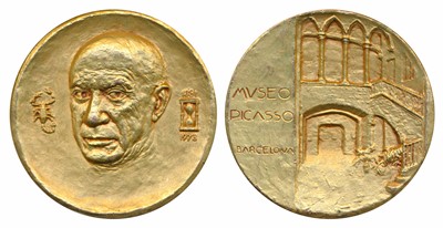 Lot 233 - Medals, Pablo Picasso (1881-1973), Gilt Bronze Medallion